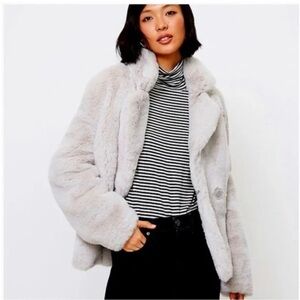 LOFT Light Gray Teddy Faux Fur Jacket